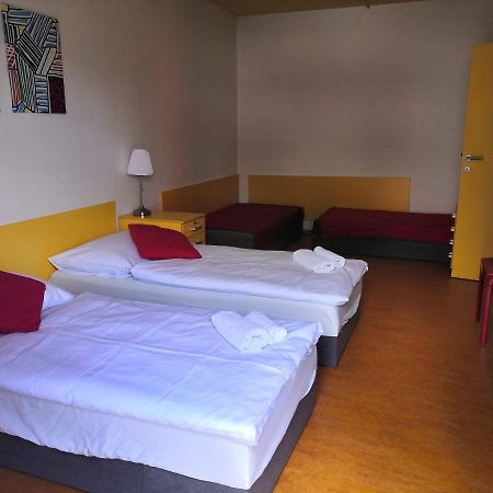Campea Aparthotelブルノ エクステリア 写真